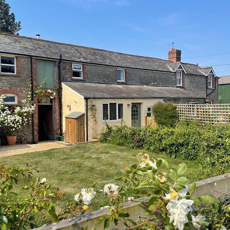 Relaxing Cottage In The Beautiful Usk Valley Bagian luar foto