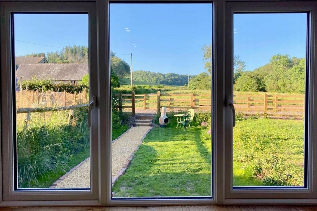 Relaxing Cottage In The Beautiful Usk Valley Bagian luar foto